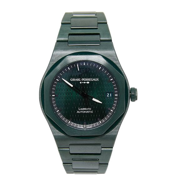 Girard Perregaux Laureato 81005-32-3080-1CX